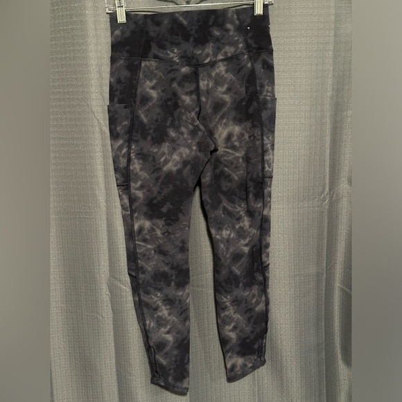 Member’s Mark Everyday Leggings Tie Dye - Picture 3 of 6